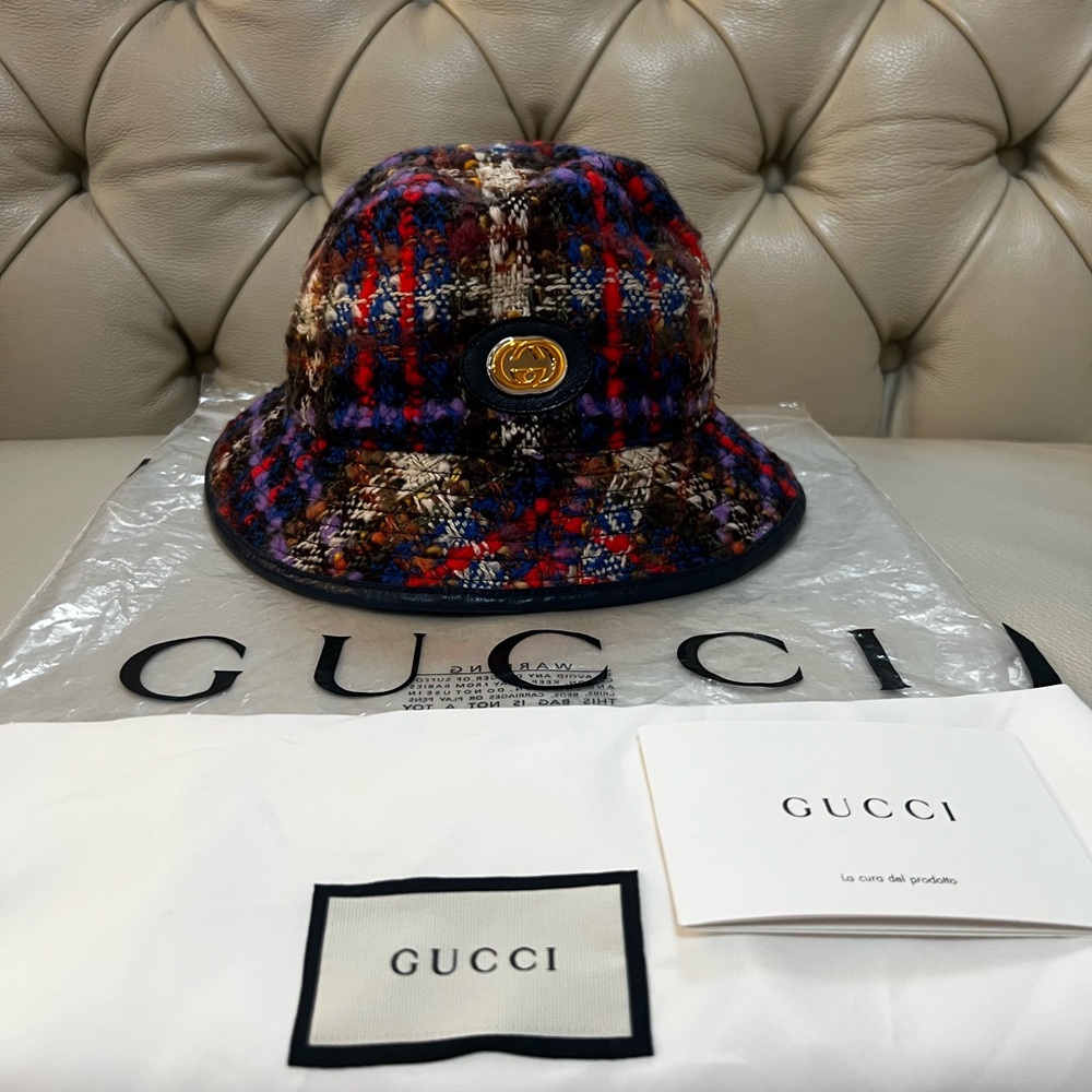 New Gucci Plaid Wool Bucket Hat with Gold Emblem L
